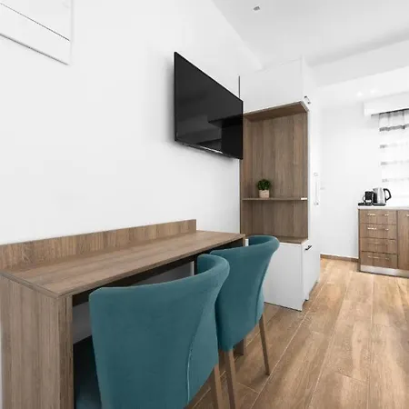 Penthouse Level 8, Nilie Hospitality Mgmt Appartement