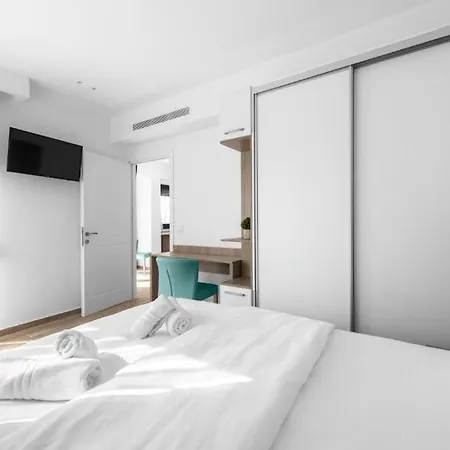 Penthouse Level 8, Nilie Hospitality Mgmt Appartement