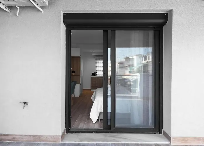 Penthouse Level 8, Nilie Hospitality Mgmt * Thessaloniki
