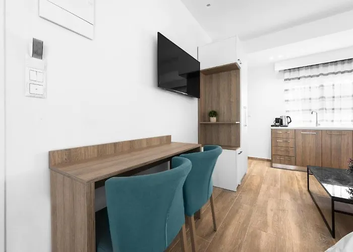 Penthouse Level 8, Nilie Hospitality Mgmt Apartment