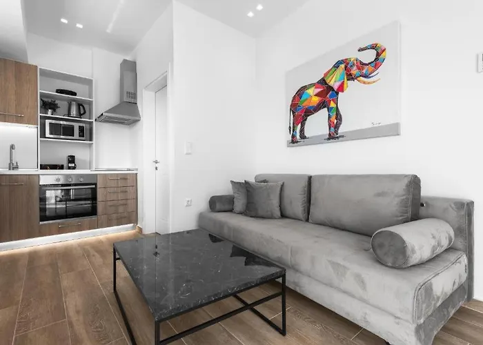 Apartment Penthouse Level 8, Nilie Hospitality Mgmt *