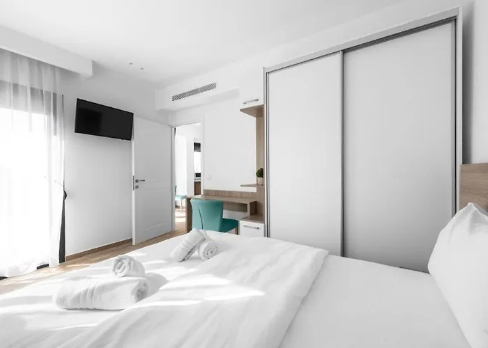 Penthouse Level 8, Nilie Hospitality Mgmt Apartment
