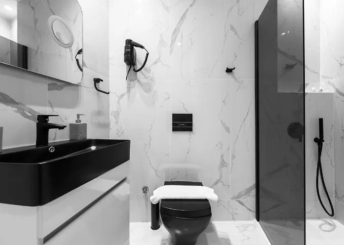 Penthouse Level 8, Nilie Hospitality Mgmt Apartment Thessaloniki